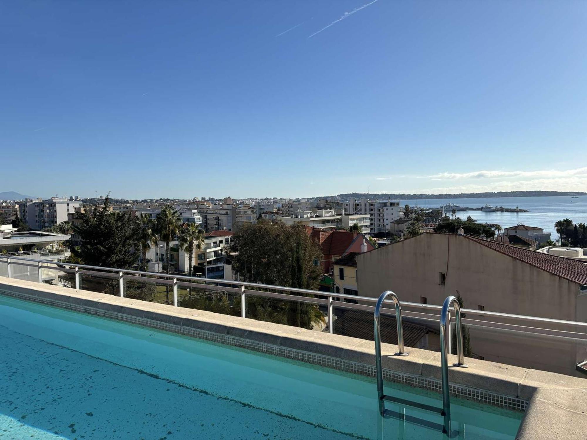 Studio Agreable Avec Loggia, Garage Et Plage A Proximite - 2 Couchages, Golfe-Juan - Fr-1-252-62 エクステリア 写真