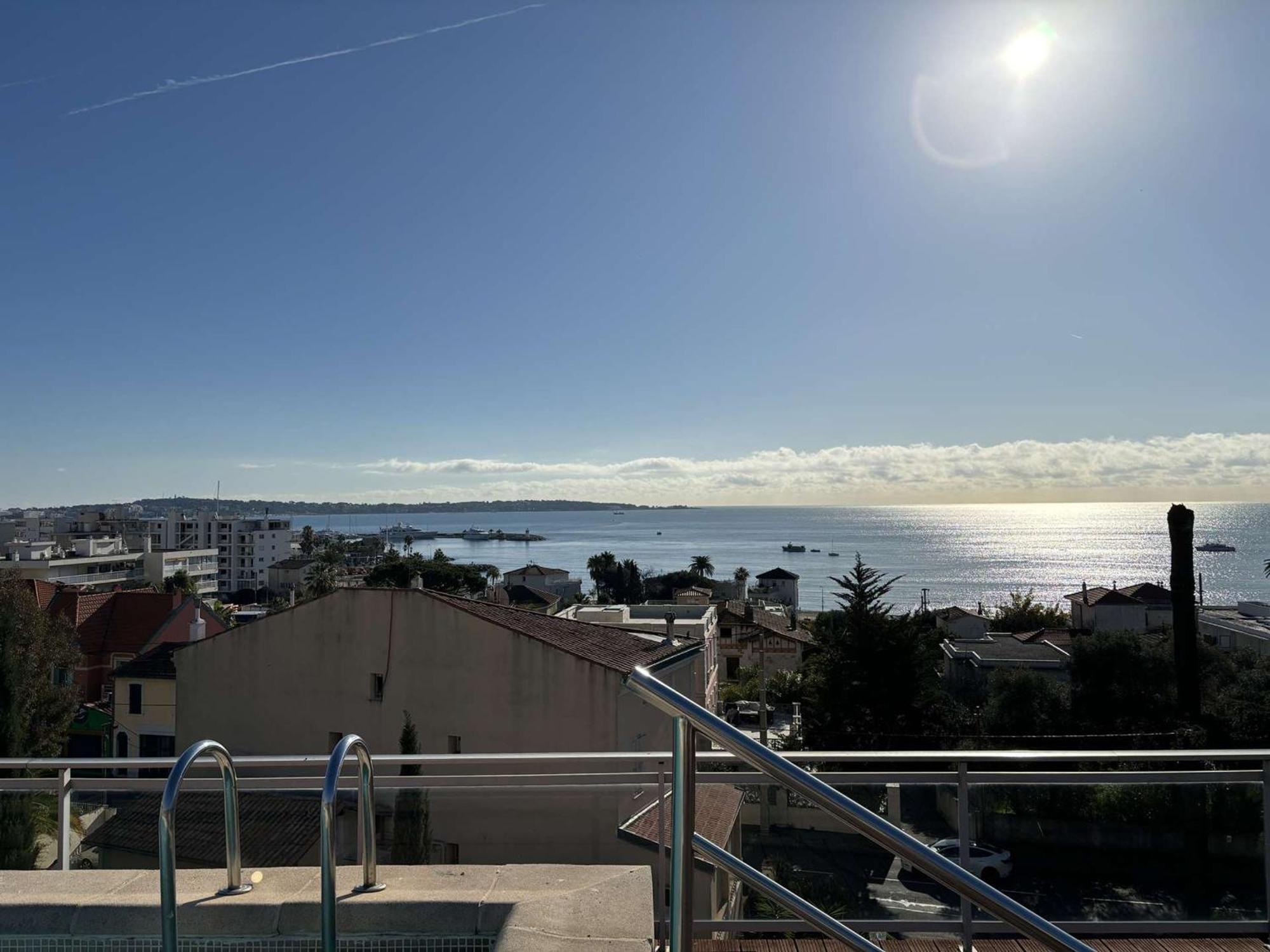 Studio Agreable Avec Loggia, Garage Et Plage A Proximite - 2 Couchages, Golfe-Juan - Fr-1-252-62 エクステリア 写真